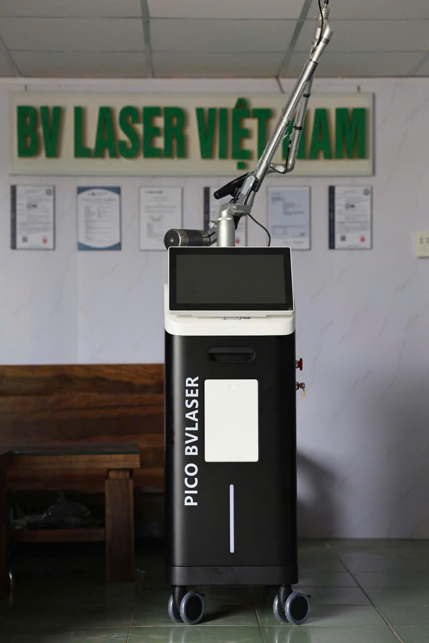 Máy Laser Thẩm Mỹ Là Gì? Có Những Loại Nào Phổ Biến?